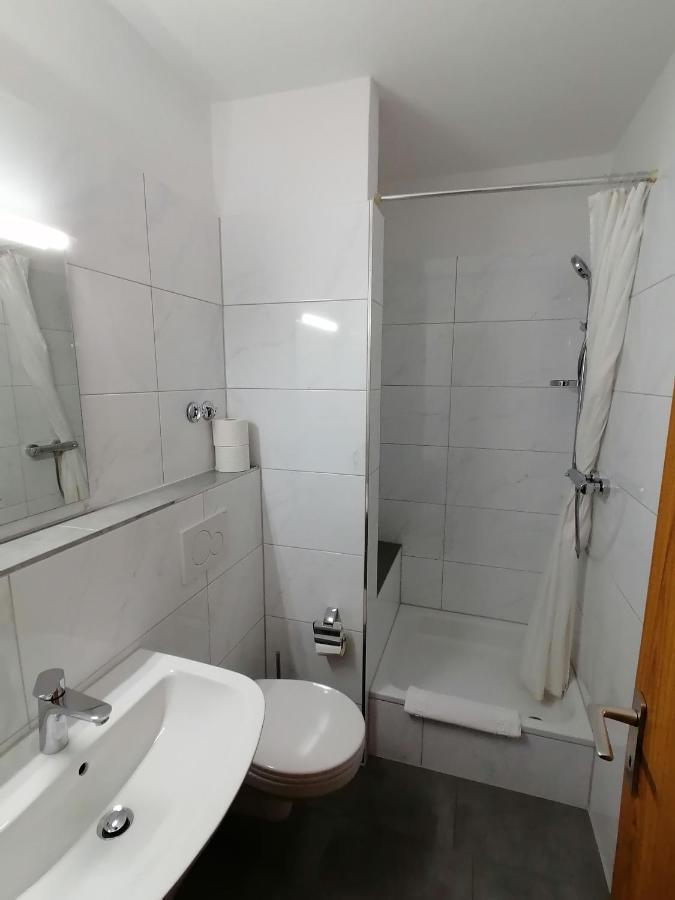 Hotel Lohmann Munster  Bagian luar foto