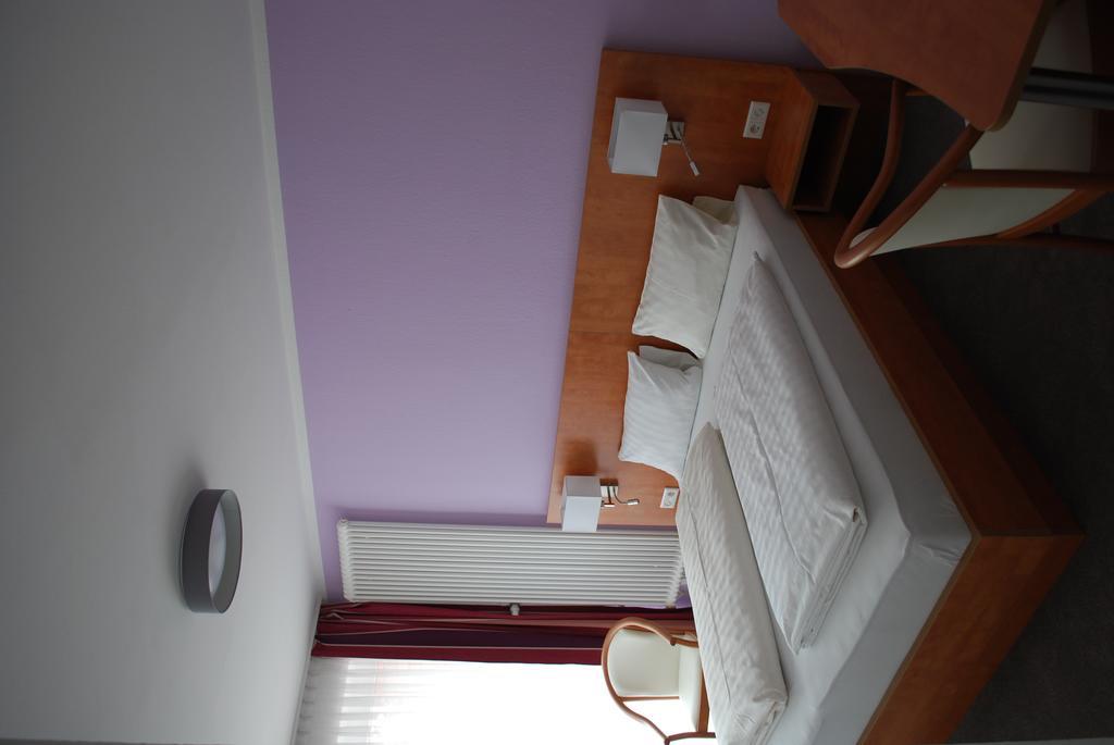 Hotel Lohmann Munster  Bagian luar foto