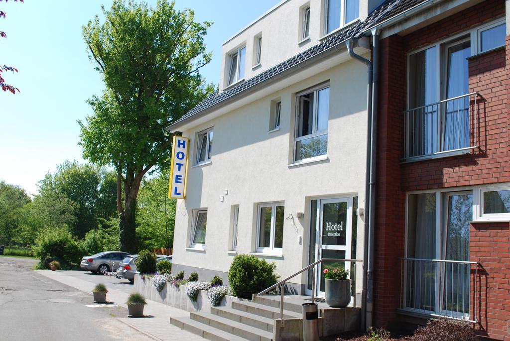 Hotel Lohmann Munster  Bagian luar foto